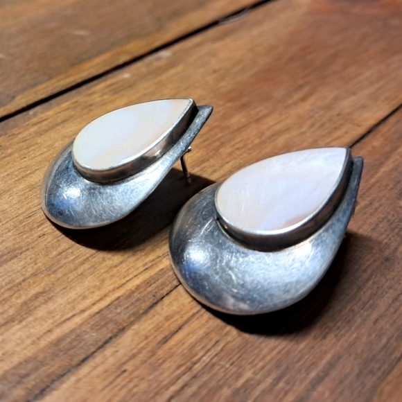 Vintage 925 Sterling Silver Tear Drop Earrings - Picture 1 of 7
